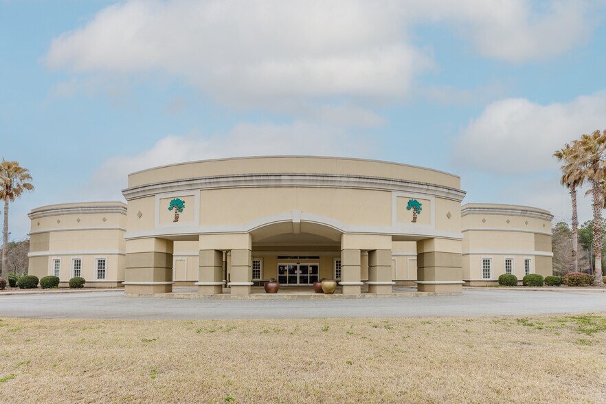 Primary Photo Of 619 Pointe North Blvd, Albany Medical For Lease