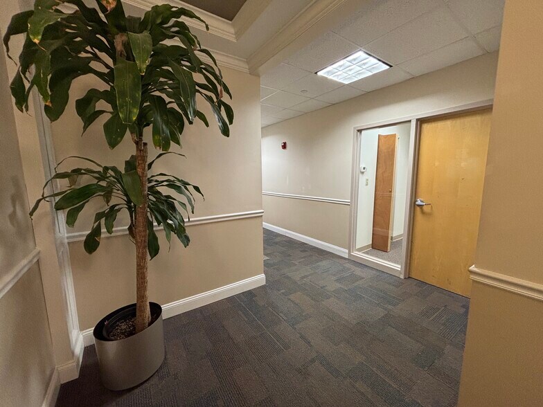 More Photos Of 1100 Washington St, Boston Medical For Lease