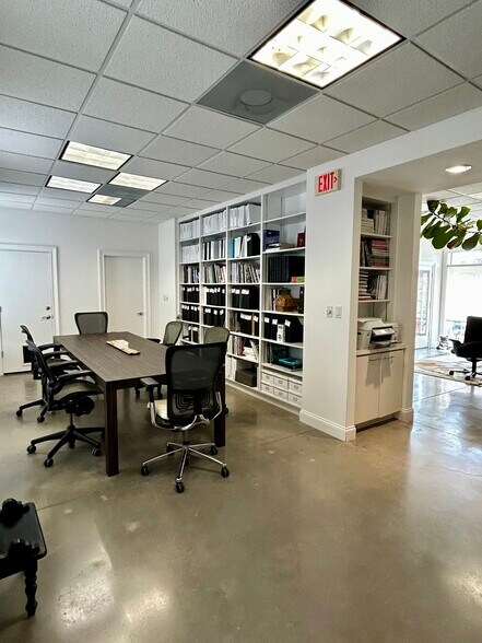 More Photos Of 3239 Henderson Blvd, Tampa Office For Lease
