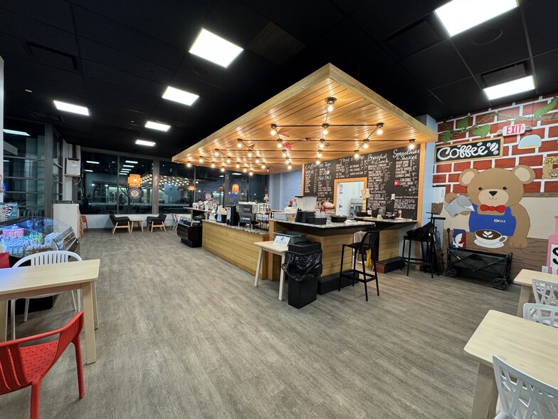 More Photos Of 5 Broad St, Stamford Fast Food For Lease