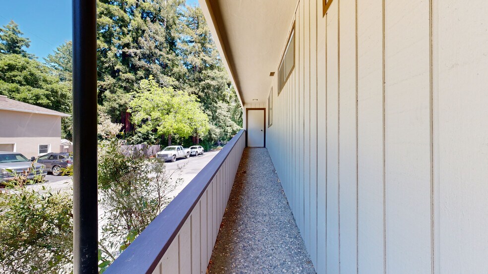 More Photos Of 13350 Big Basin Way, Boulder Creek Medical For Lease