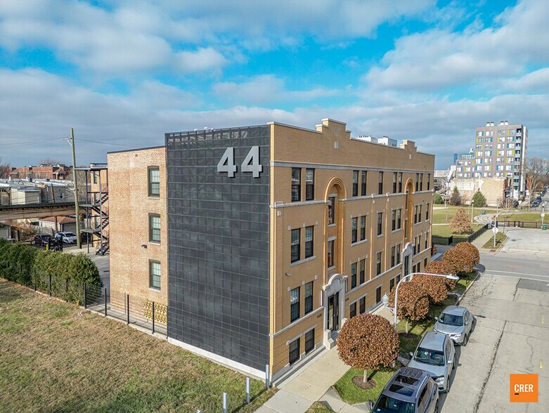 More Photos Of 4400 S Calumet Ave, Chicago Apartments For Sale