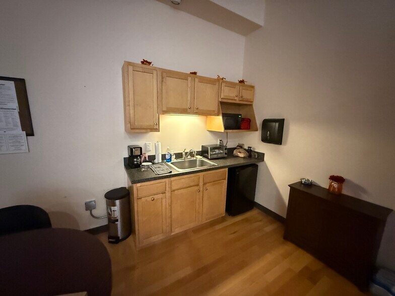 More Photos Of 961687 Gateway Blvd, Fernandina Beach Medical For Lease