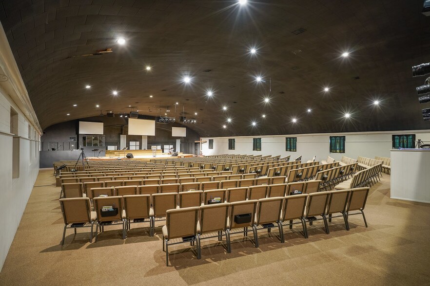 More Photos Of 1110 S 12th St, Fort Smith Religious Facility For Sale