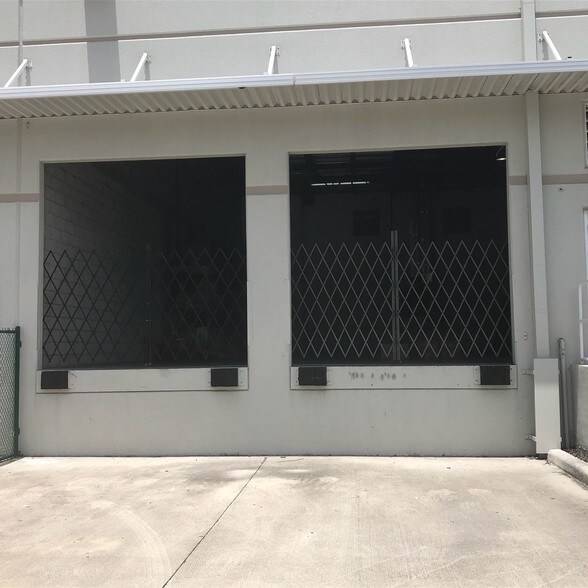 More Photos Of 1335 NW 98th Ct, Miami Warehouse For Sale