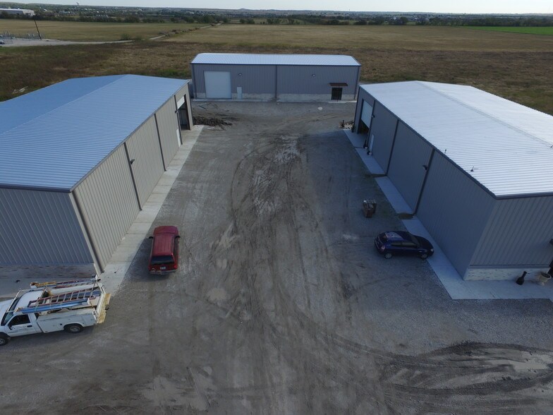 More Photos Of 5075 Tim Donald Rd, Justin Service For Lease