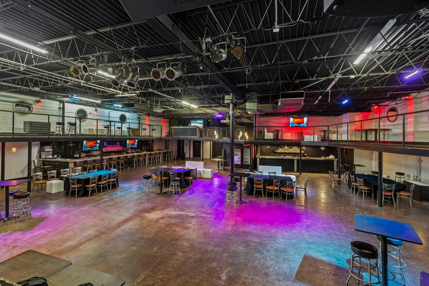 More Photos Of 110 E South St, Jackson Bar For Sale