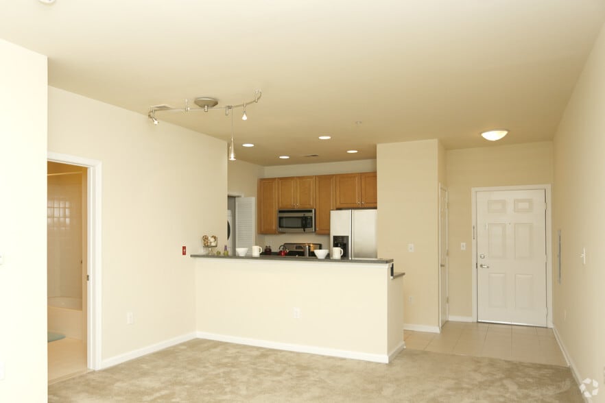 More Photos Of 2 W South Ave, Cranford Apartments For Lease