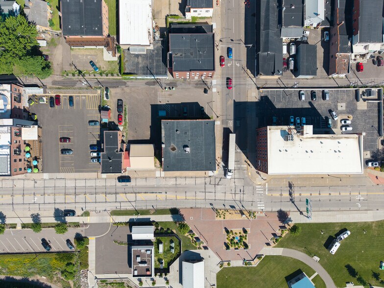 More Photos Of 2 Bay St, Chippewa Falls Storefront Retail Office For Sale