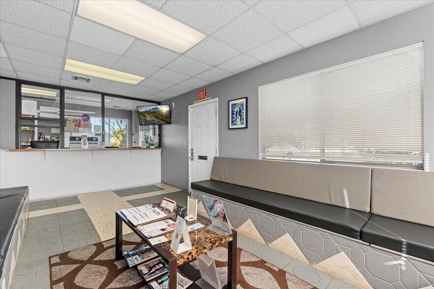 More Photos Of 1020 E Florida Ave, Hemet Freestanding For Sale