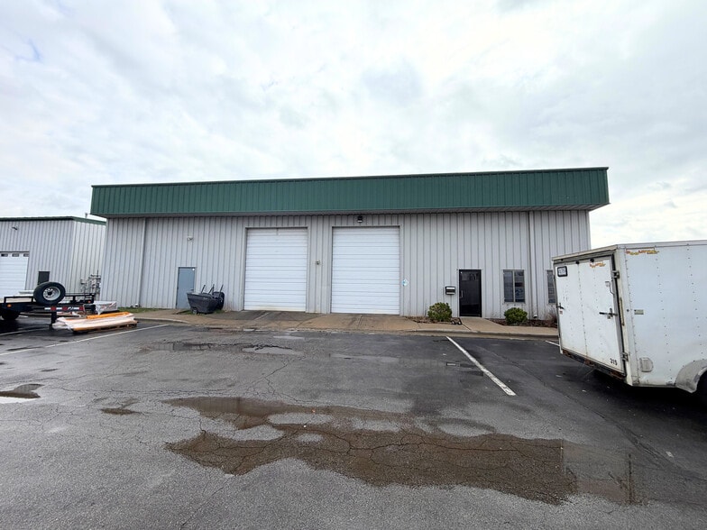 Primary Photo Of 6603 Royal St, Pleasant Valley Industrial For Lease