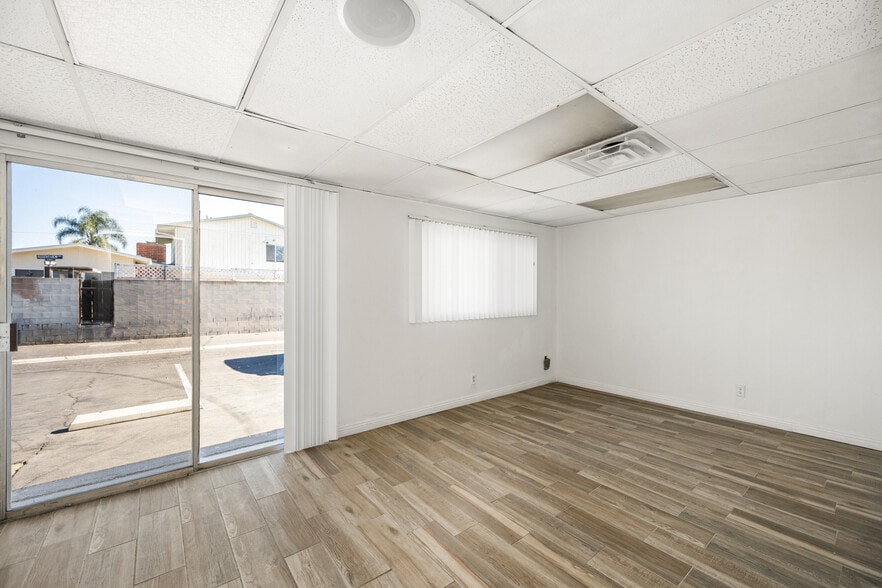 More Photos Of 620 S Euclid St, Anaheim Office For Sale