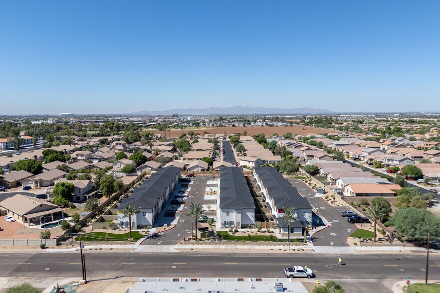 More Photos Of 8246 N 61st Ave, Glendale Apartments For Sale