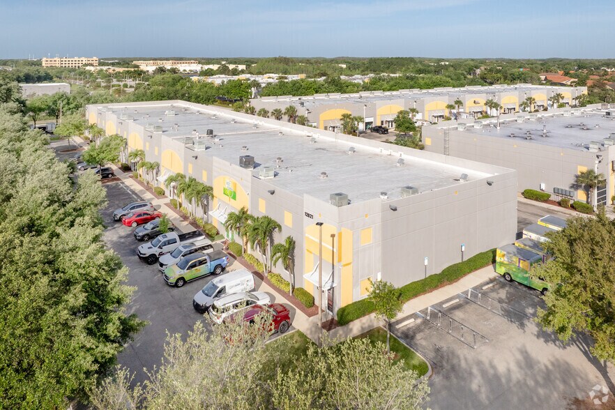 More Photos Of 12821 Commerce Lakes Dr, Fort Myers Industrial For Sale