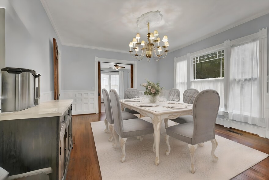 More Photos Of 412 S 3rd St, Wilmington Hospitality For Sale