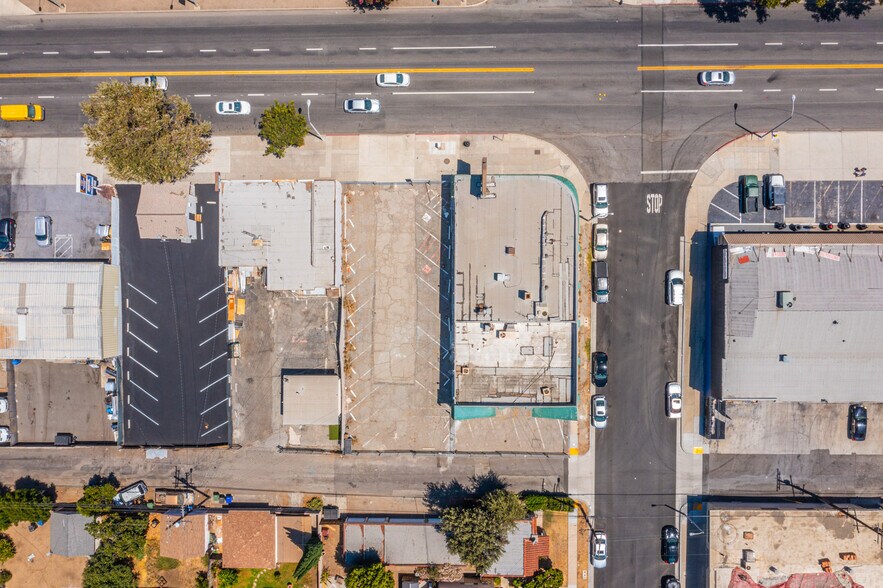 More Photos Of 11456-11464 Whittier Blvd, Whittier Restaurant For Sale