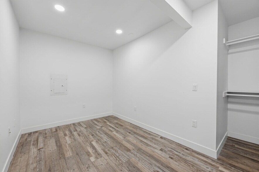 More Photos Of 2005 Highland Ave, National City Apartments For Sale
