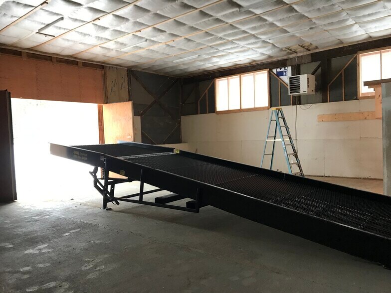 More Photos Of 177 Cave Hill Rd, Leverett Manufacturing For Lease