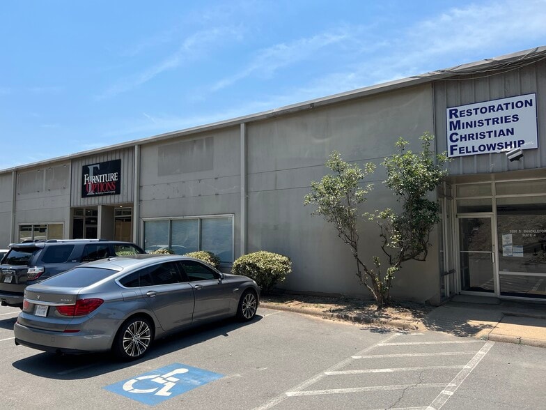 More Photos Of 3200 S Shackleford Rd, Little Rock Flex For Lease