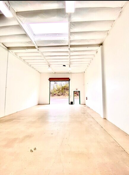 More Photos Of 7574 Trade St, San Diego Research And Development For Lease