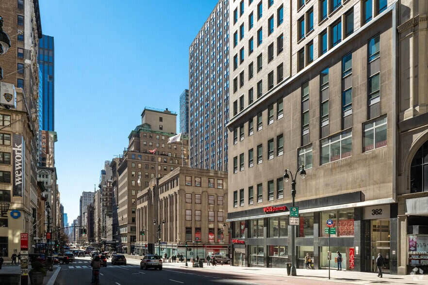 More Photos Of 358 Fifth Ave, New York Office For Lease