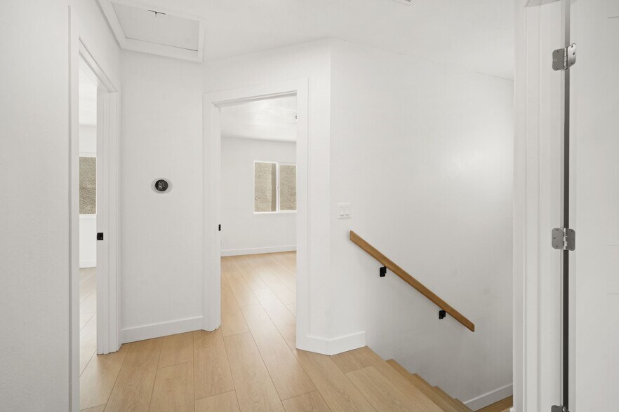 More Photos Of 7010 Lennox Ave, Van Nuys Apartments For Sale