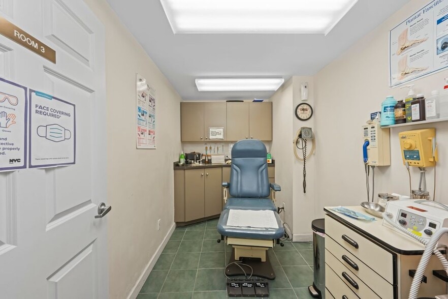 More Photos Of 248 Avenue P, Brooklyn Office Residential For Sale