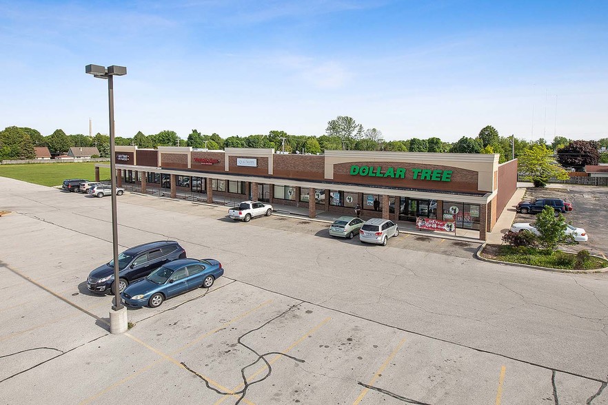 2613-2709 S Business Dr, Sheboygan, WI 53081 For Lease | Cityfeet.com