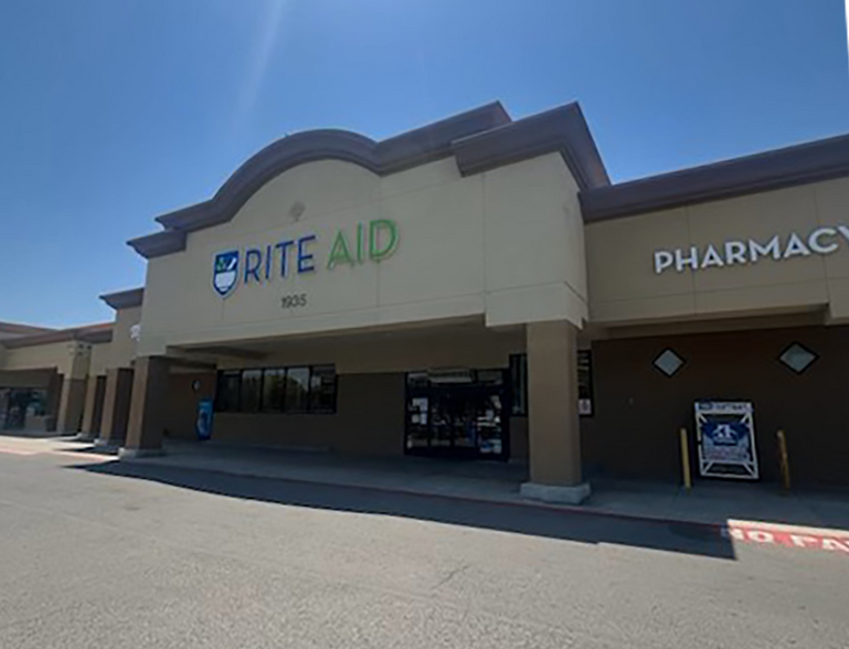 Primary Photo Of 1935 N St, Newman Drugstore For Lease