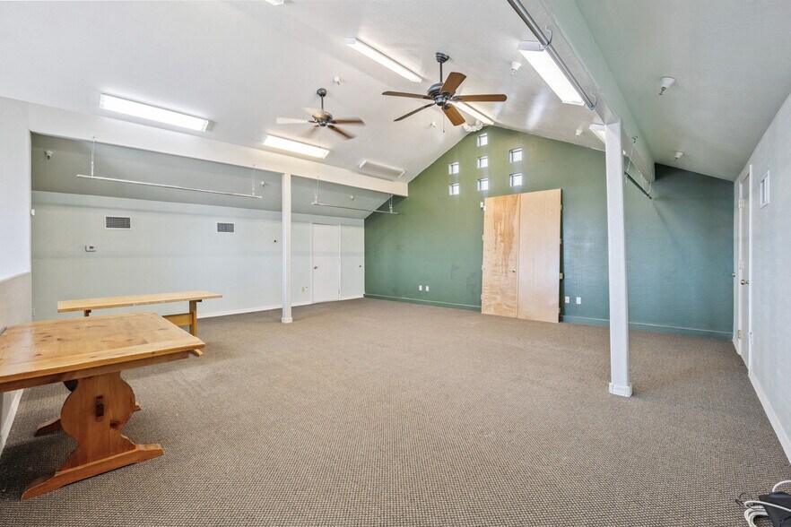More Photos Of 3002 N 67th Pl, Scottsdale Office For Sale