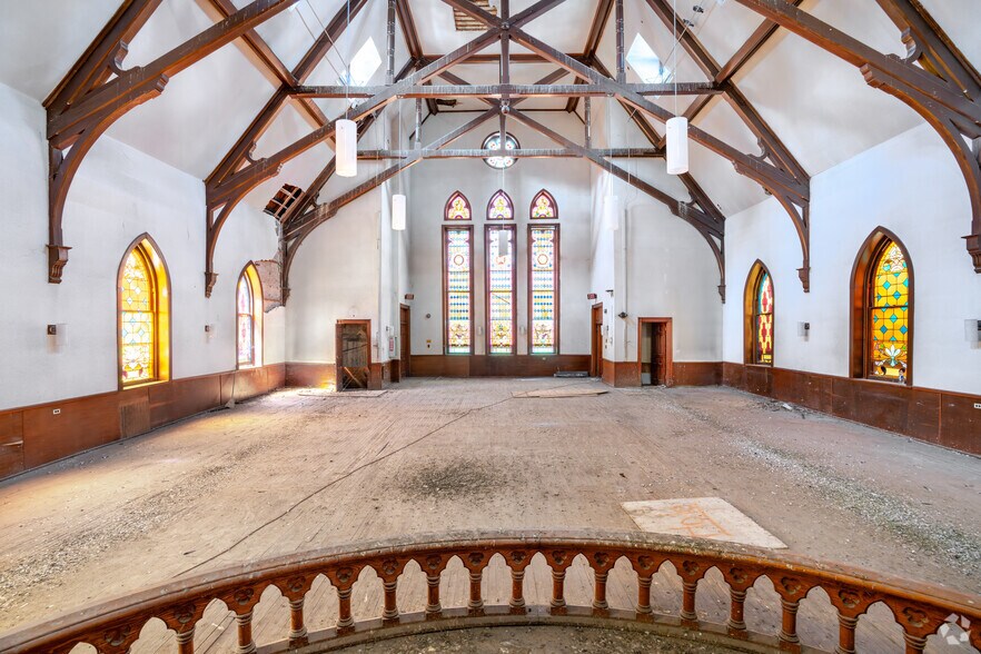 More Photos Of 1001 N Capitol St NE, Washington Specialty For Sale
