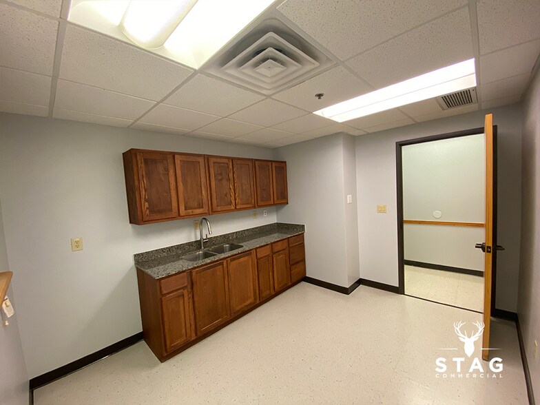 More Photos Of 5000 Energy Pl, Denton Industrial For Lease