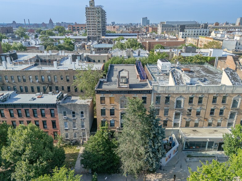 More Photos Of 554 Eastern Pky, Brooklyn Apartments For Sale