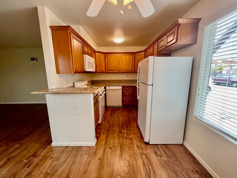 More Photos Of 2605 Madison Ave, San Diego Apartments For Sale