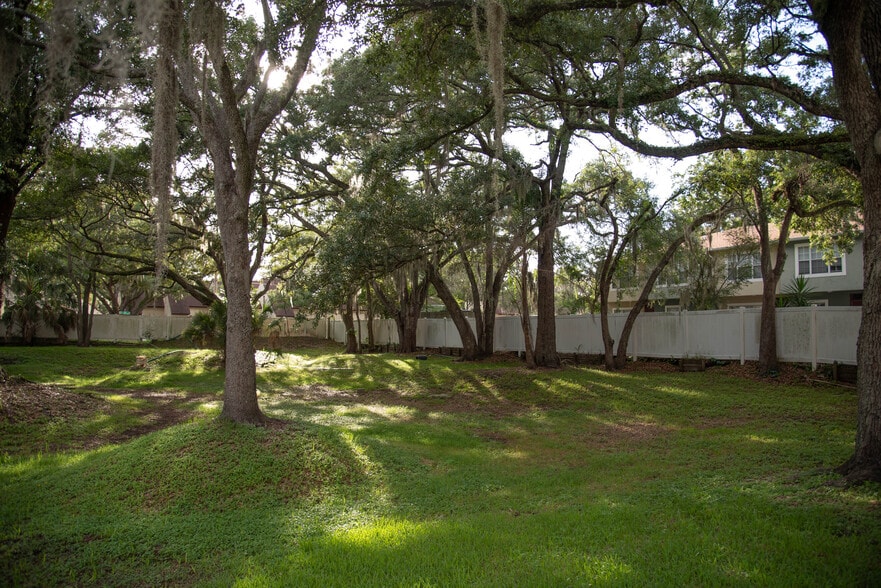 More Photos Of 12216 N 59th St, Tampa Apartments For Sale