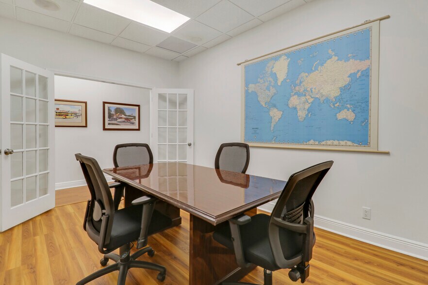More Photos Of 725 N Hwy A1A, Jupiter Medical For Sale
