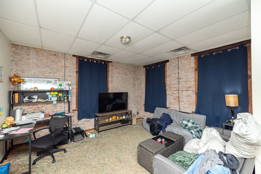 More Photos Of 116 W Pine Ave, El Dorado Office Residential For Sale