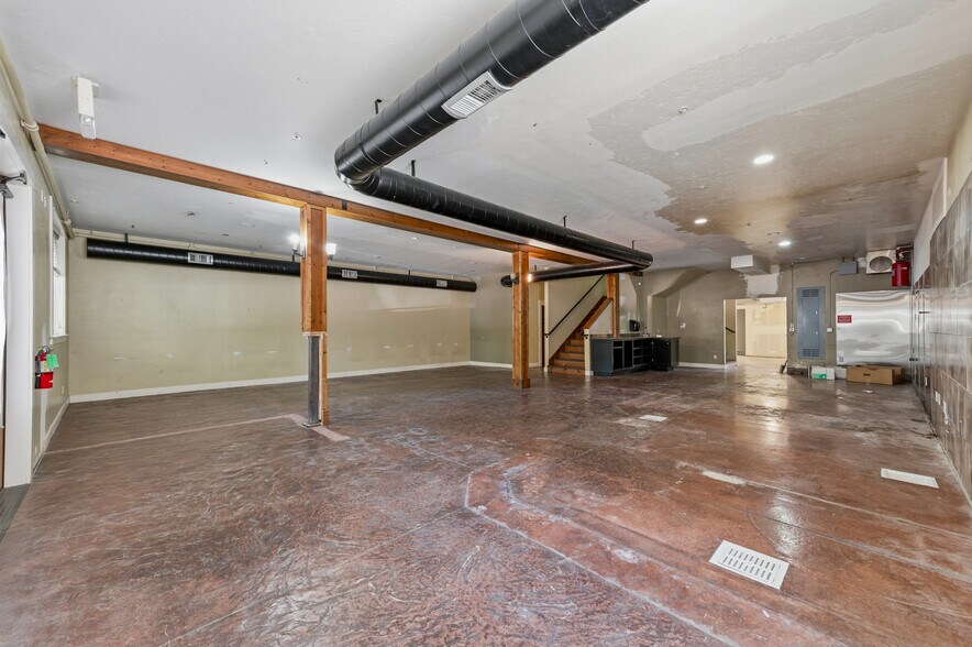 More Photos Of 450 Colfax Ave, Grass Valley Restaurant For Sale
