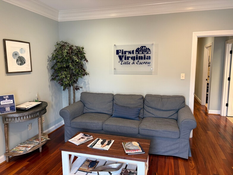 More Photos Of 223 Bulifants Blvd, Williamsburg Medical For Lease