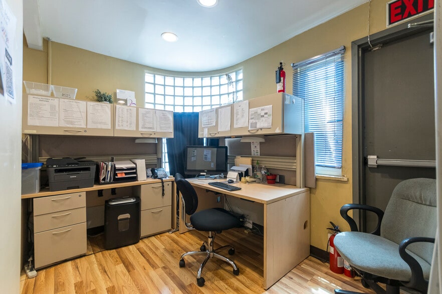 More Photos Of 3015 W 85th St, Inglewood Medical For Sale