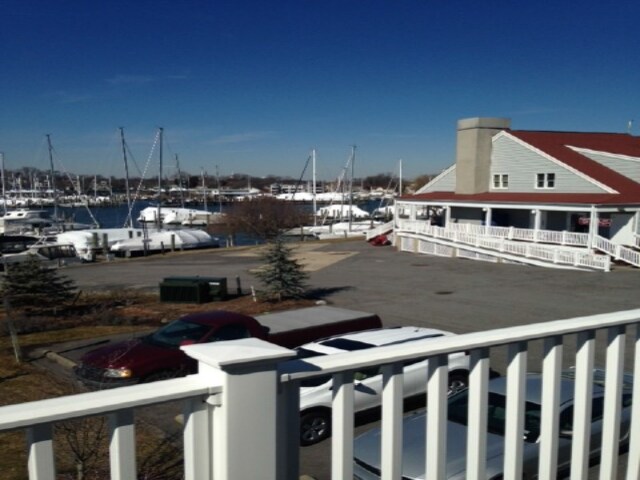 More Photos Of 980 Awald Rd, Annapolis Marina For Lease