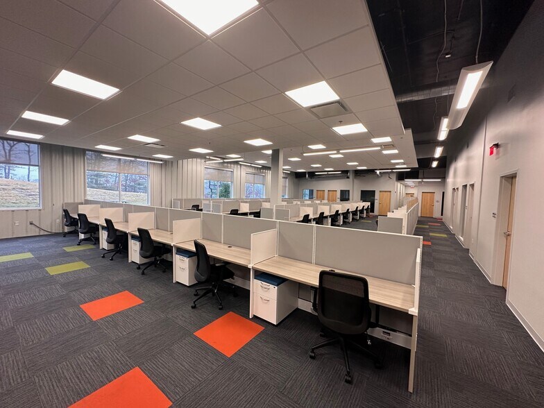 More Photos Of 7 Technology Park Dr, Bourne Office For Lease