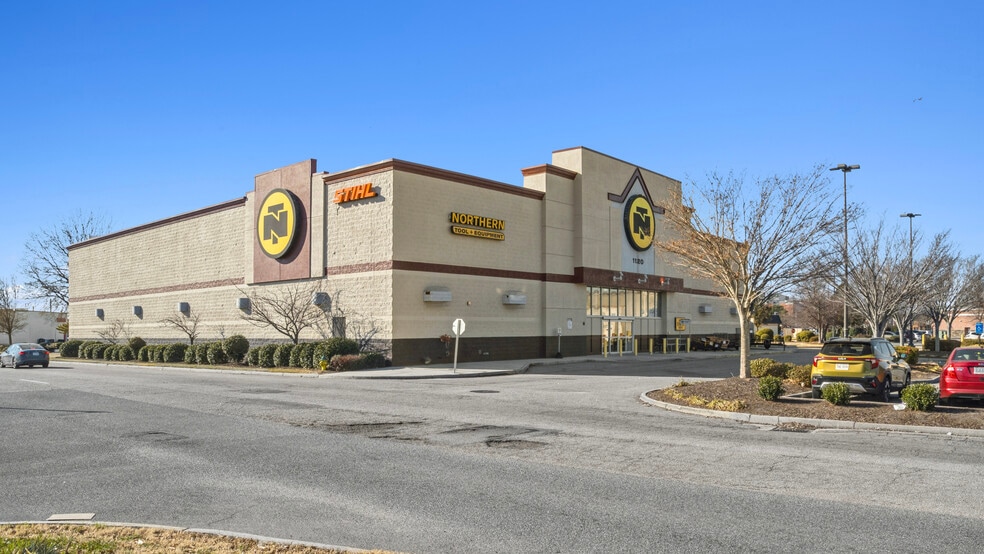 More Photos Of 5900 E Virginia Beach Blvd, Norfolk Unknown For Lease