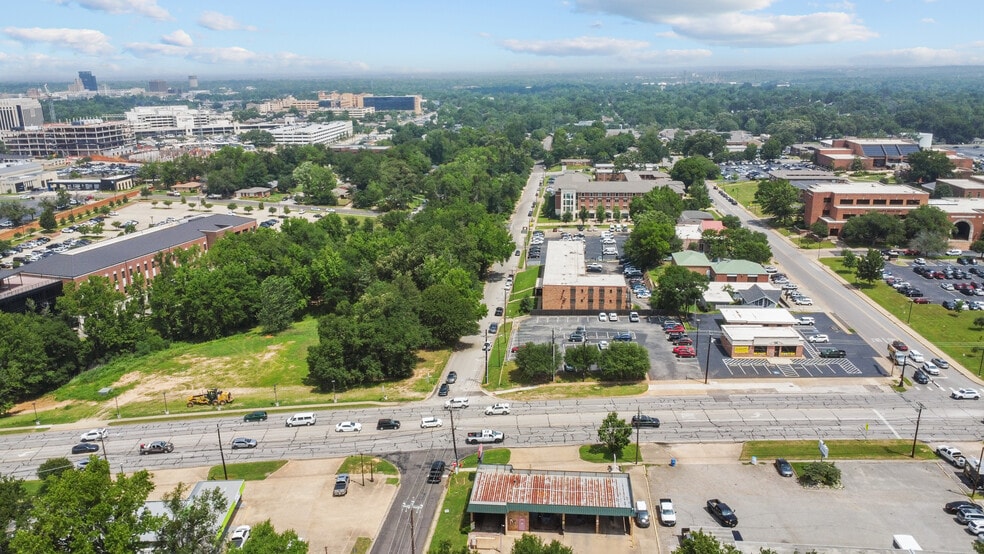 More Photos Of 1215 E 5th St, Tyler Land For Sale