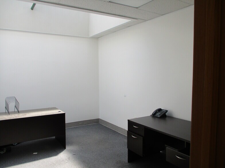 More Photos Of 400 Liberty Ave, Brooklyn Warehouse For Lease