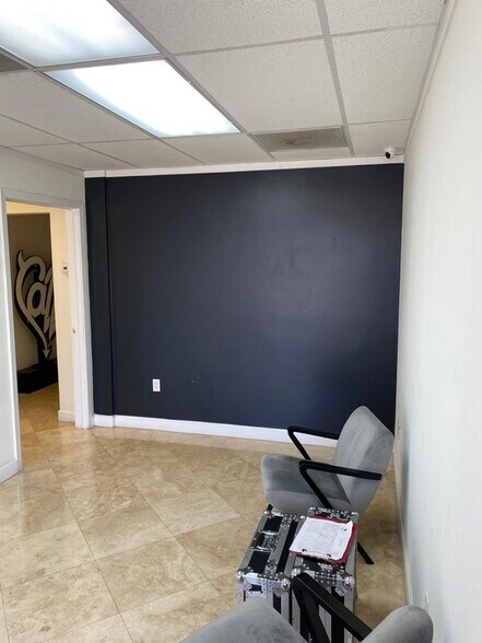 More Photos Of 8200-8358 NW 30th Ter, Doral Coworking Space