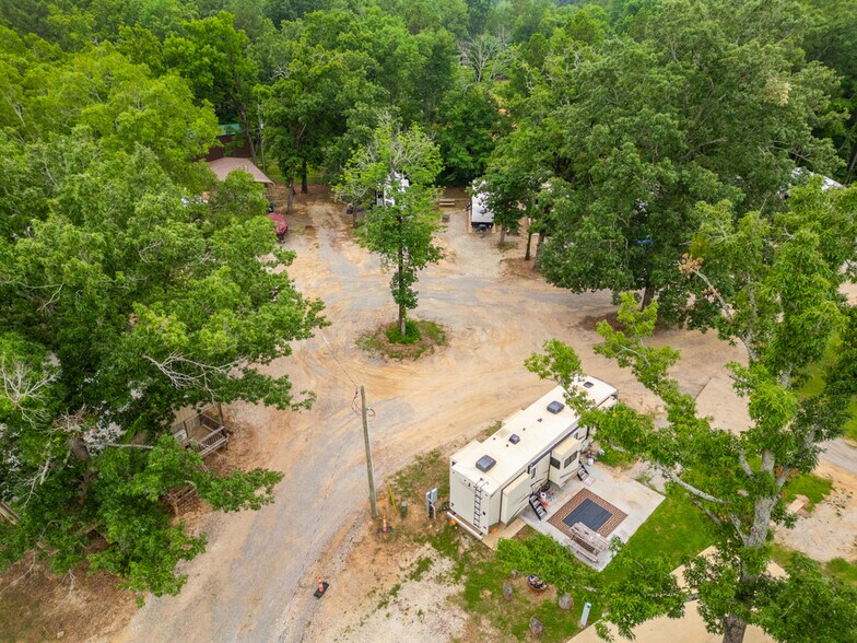 More Photos Of 7415 N State Line Rd, Karnack Trailer Camper Park For Sale