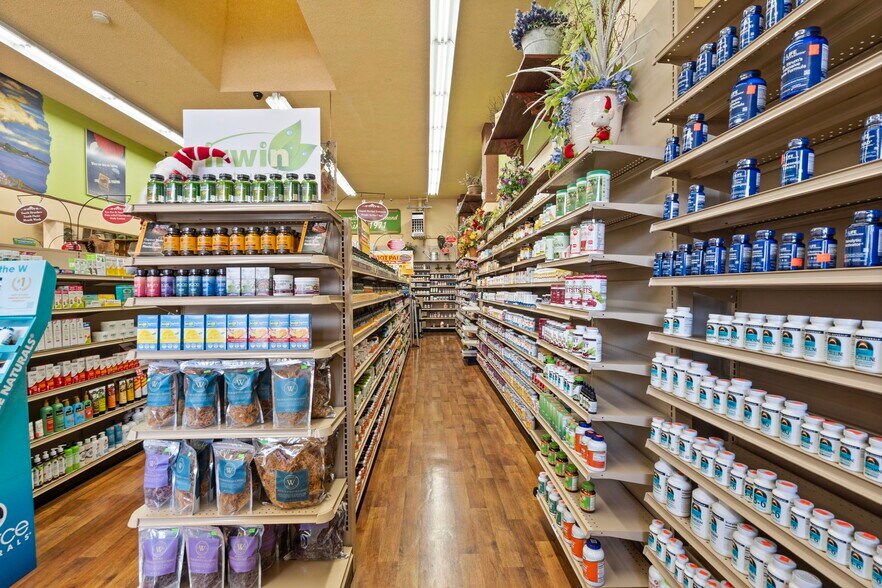 More Photos Of 12249 San Pablo Ave, Richmond Storefront For Sale