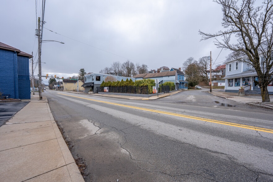 More Photos Of 618 S Main St, Greensburg Restaurant For Sale