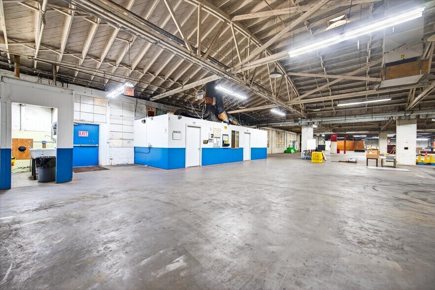 More Photos Of 1121 Annadale Ave, Sanger Refrigeration Cold Storage For Lease